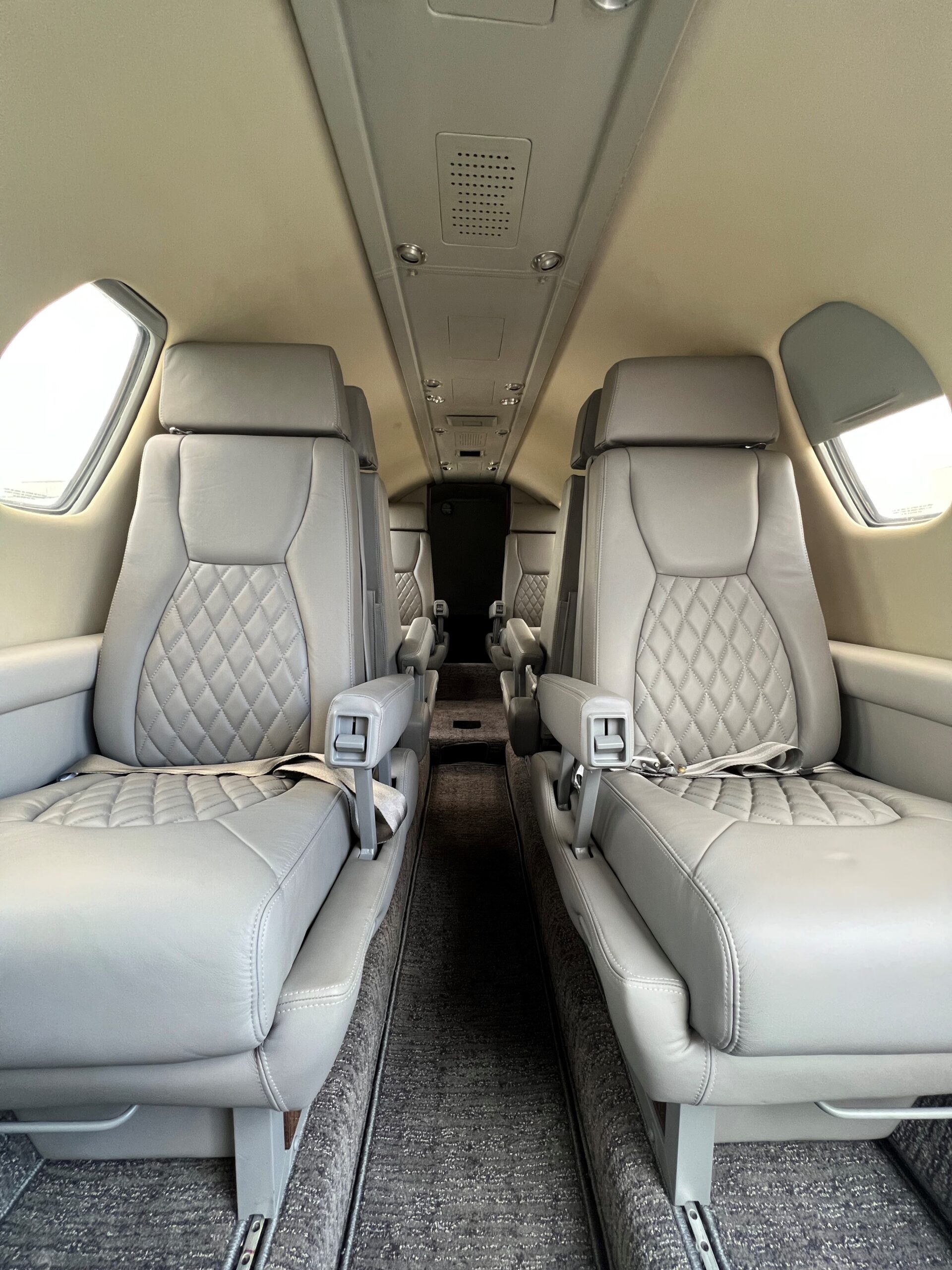 Refurbished aircraft cabin by Flex Aero
